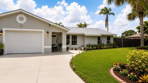 2068 Se Triumph Rd, Port Saint Lucie, FL, 34952-8801 | Card Image