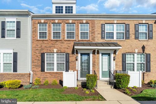 6137 Camerons Ferry Dr, HAYMARKET, VA, 20169-3328 | Card Image