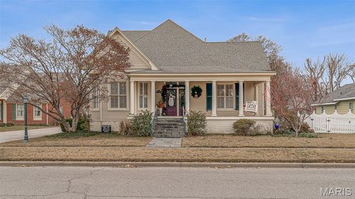 706 Carleton Ave, Caruthersville, MO, 63830-1548 | Card Image