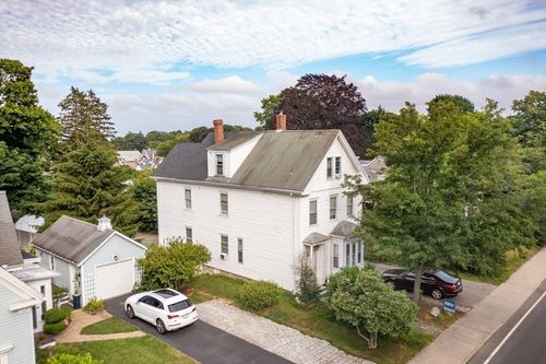 211 Court St, Plymouth, MA, 02360-4006 | Card Image