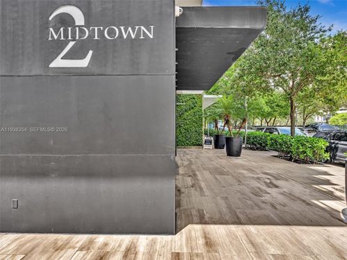 apt-h0504-3470 E Coast Ave, Miami, FL, 33137-4071 | Card Image