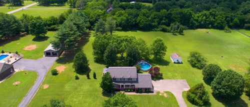 7770 Bridlewood Dr, Christiana, TN, 37037-6145 | Card Image