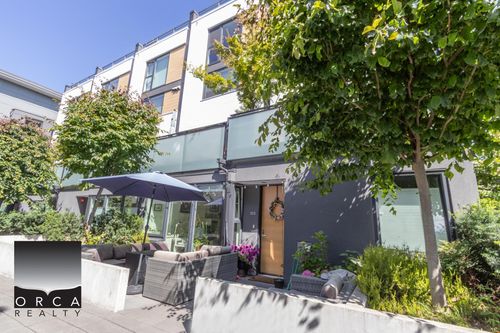 103-649 3rd St E, North Vancouver, BC, V7L1G6 | Card Image