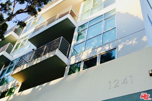 201-1241 5th St, Santa Monica, CA, 90401-1493 | Card Image
