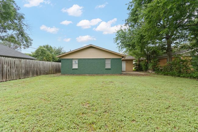 704 Euclid St, House other with 3 bedrooms, 1 bathrooms and null parking in Cleburne TX | Image 21