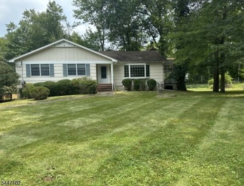 4 Sage Dr, Warren, NJ, 07059-5322 | Card Image
