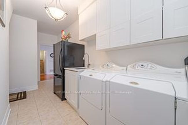 11 Nova Scotia Rd, House other with 4 bedrooms, 4 bathrooms and 6 parking in Brampton ON | Image 16