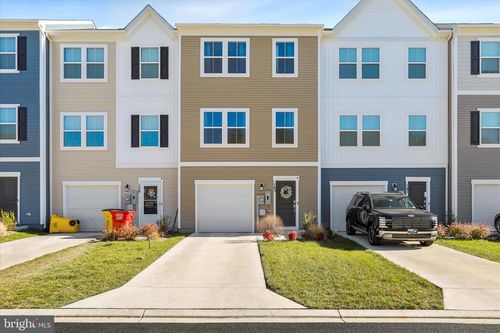 143 Cooperage Rd, INWOOD, WV, 25428-4020 | Card Image