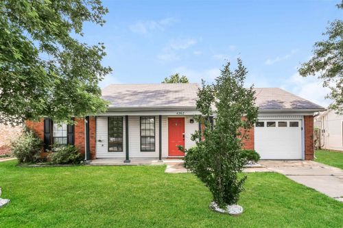 4262 Water Briar Rd, Millington, TN, 38053-2236 | Card Image