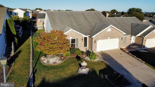 3031 Eisenhower Dr, NORTHAMPTON, PA, 18067-1077 | Card Image