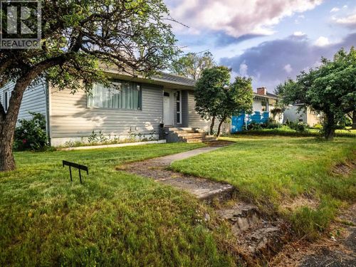 1525 Ewert St, Prince George, BC, V2M0B6 | Card Image