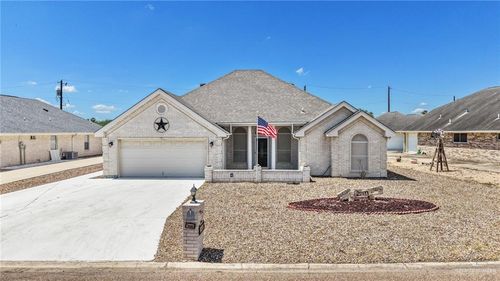 7440 Golf Dr, Mission, TX, 78572-8958 | Card Image