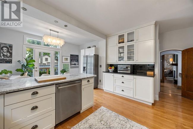 712 Devonshire Rd, House other with 5 bedrooms, 3 bathrooms and null parking in Windsor ON | Image 12