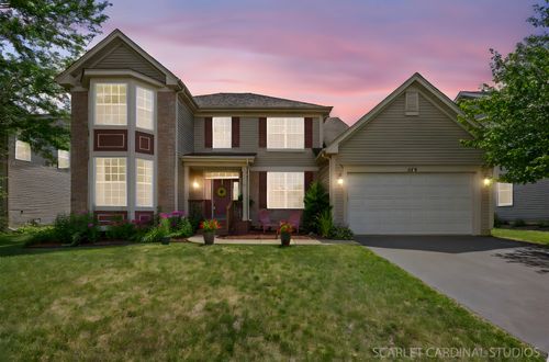 279 E Park Ave, Sugar Grove, IL, 60554-9473 | Card Image