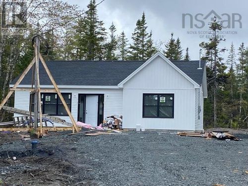 9 Woodchuck Lane, Halifax, NS, B2T1B9 | Card Image