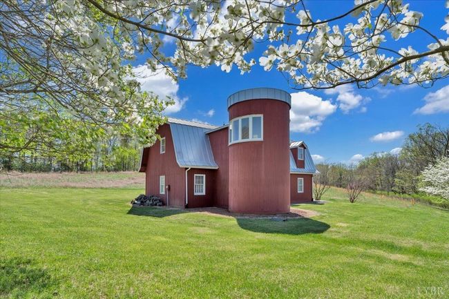 103 Crestview Road, House other with 2 bedrooms, 2 bathrooms and null parking in Wirtz VA | Image 18