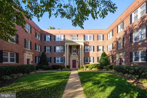 apt-302-2111 Suitland Ter Se, WASHINGTON, DC, 20020-1115 | Card Image
