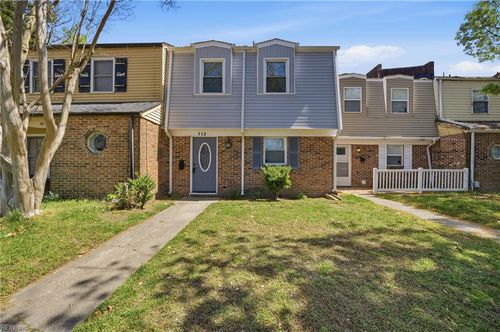 712 White Hall Ln, Virginia Beach, VA, 23462-1521 | Card Image
