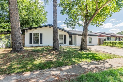 10024 Mill Valley Ln, Dallas, TX, 75217-7657 | Card Image
