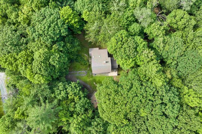 130 E Fisher Rd, House other with 3 bedrooms, 3 bathrooms and null parking in Quechee VT | Image 24