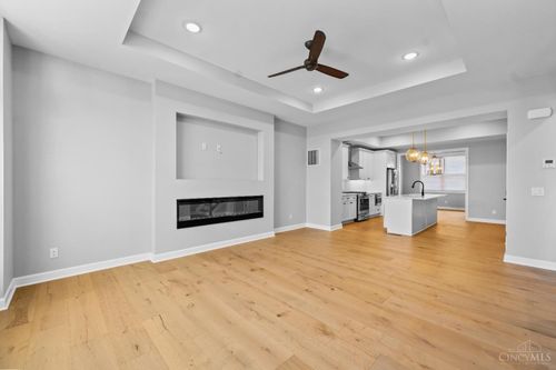 2905 Romana Pl, Cincinnati, OH, 45209 | Card Image