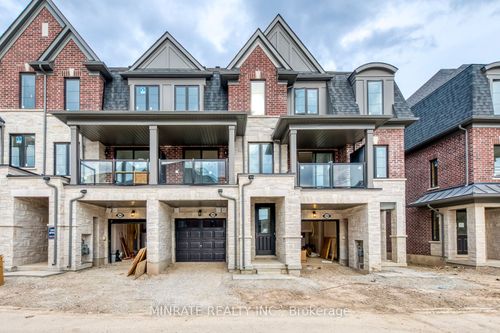 2086 Fairmont Common, Burlington, ON, L7P0V8 | Card Image