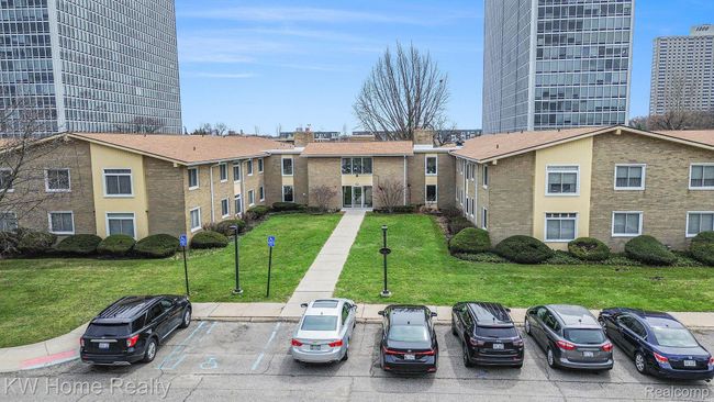 Guest Parking-Residents have a Gated Lot | Image 15