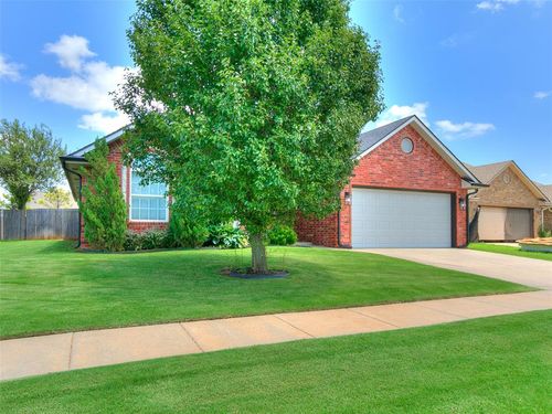 748 Caroline Drive, Yukon, OK, 73099 | Card Image
