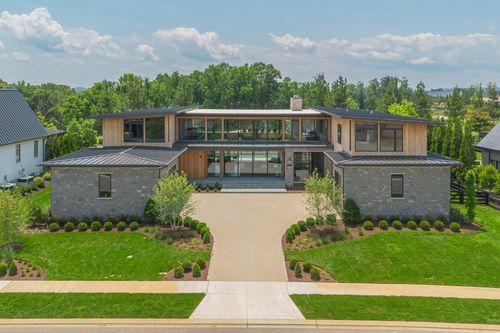 8005 Backwoods Dr, College Grove, TN, 37046-2010 | Card Image