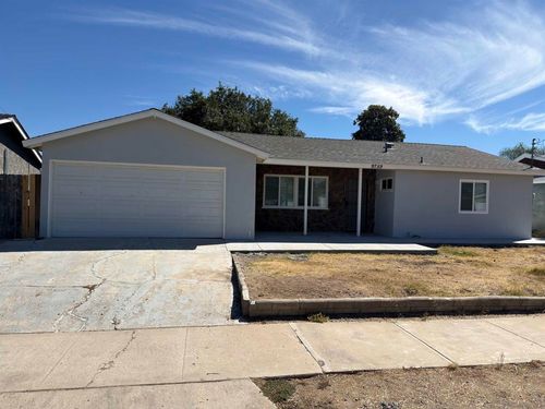 9759 Abbeywood Road, Santee, CA, 92071 | Card Image