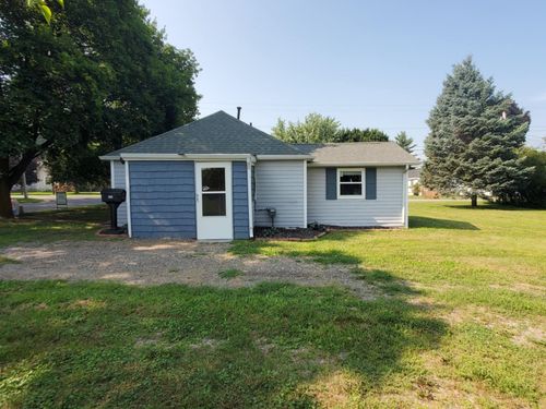 204 W Prospect St, Saint Louis, MI, 48880-1670 | Card Image