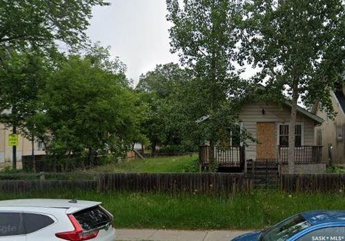 1234 Victoria Ave, Regina, SK, S4P0N9 | Card Image