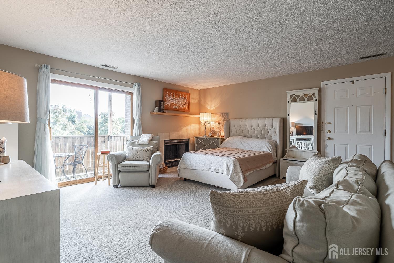 Residential in Plainsboro 5