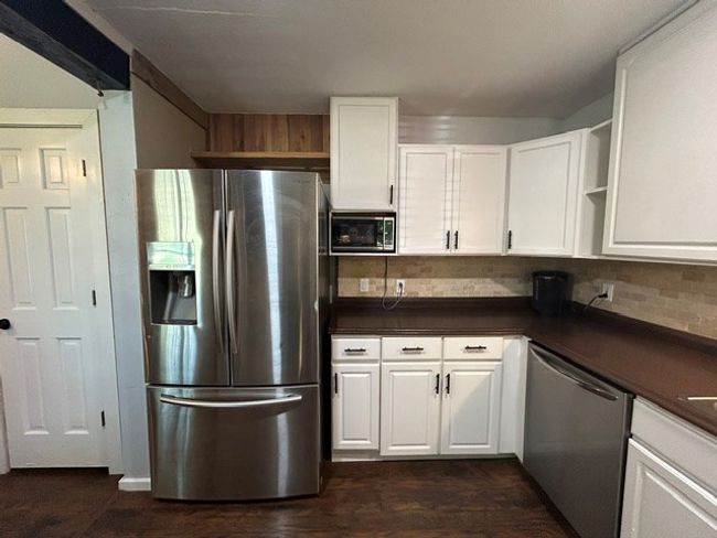 809 N 6th St, House other with 4 bedrooms, 2 bathrooms and 2 parking in Ballinger TX | Image 8