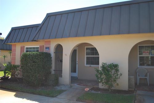 4136 Stratford Dr, NEW PORT RICHEY, FL, 34652-5230 | Card Image