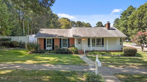 821 Northclift Dr, Raleigh, NC, 27609-3629 | Card Image