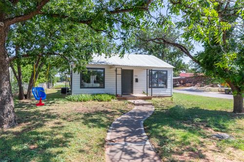 2302 N 18th St, Abilene, TX, 79603-3401 | Card Image