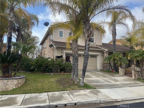 28467 Falcon Crest Dr, Canyon Country, CA, 91351-5019 | Card Image