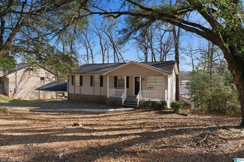 1528 Carol Cir, MIDFIELD, AL, 35228-3139 | Card Image