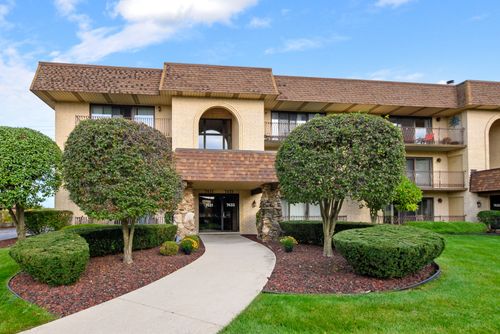 2-7433 Ponderosa Ct, Orland Park, IL, 60462-4368 | Card Image