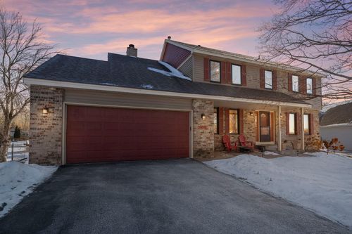 4116 Parkridge Dr, White Bear Tp, MN, 55110-7607 | Card Image