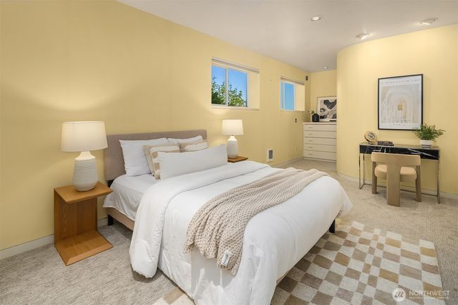 Third bedroom with sizable walk-in closet around the curved wall. | Image 29