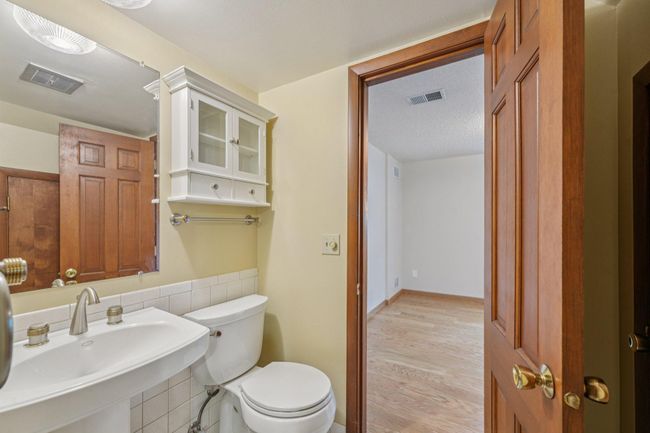 25-web-or-mls-Douglas Dr N-1806-025.jpg | Image 25