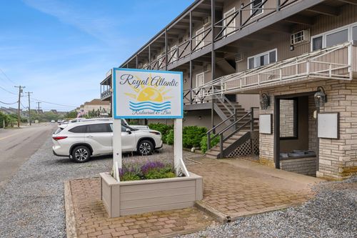 88-126 S Emerson Ave, Montauk, NY, 11954-5428 | Card Image