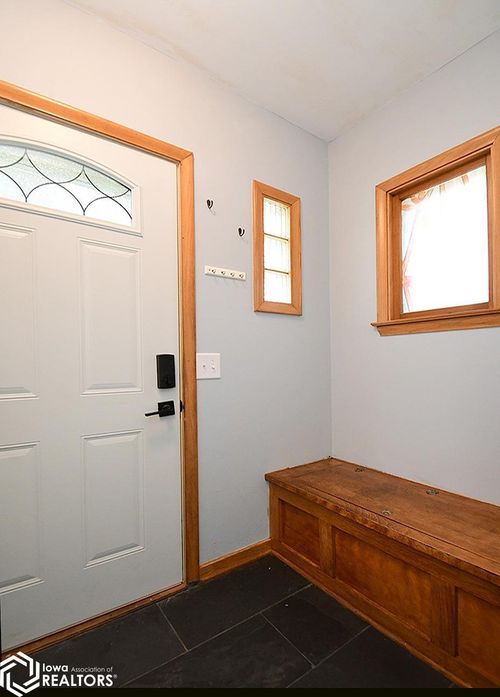315 S Gates St, Oakland, IA, 51560-4159 | Card Image
