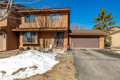 5431 Upper 147th St W, Apple Valley, MN, 55124-6652 | Card Image