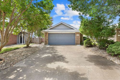 2127 Redwing Way, Round Rock, TX, 78664-7144 | Card Image