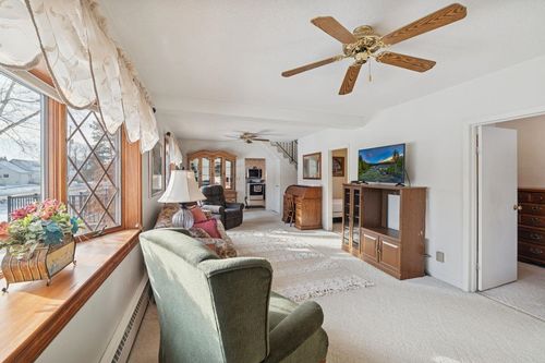 119 16th Ave E, Ashland, WI, 54806-2233 | Card Image