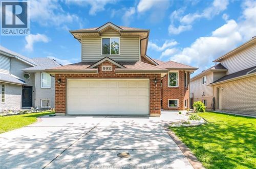 992 Whistler Crt, Windsor, ON, N8P1L2 | Card Image