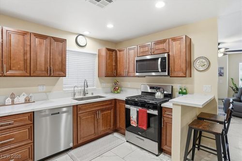 5605 Coder Ct, Las Vegas, NV, 89118-1381 | Card Image